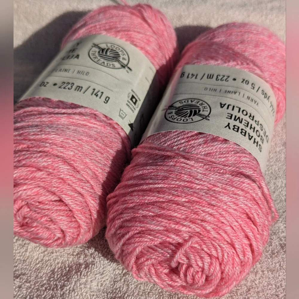 Loops & Threads Shabby Baby Pink Yarn, 2 Skiens Same Dye Lot, New - Picture 5 of 8